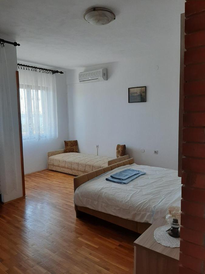 Apartments Grozdana ซริกเวนิซา ภายนอก รูปภาพ